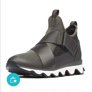 Sorel Women’s Kinetic Sneak (green)